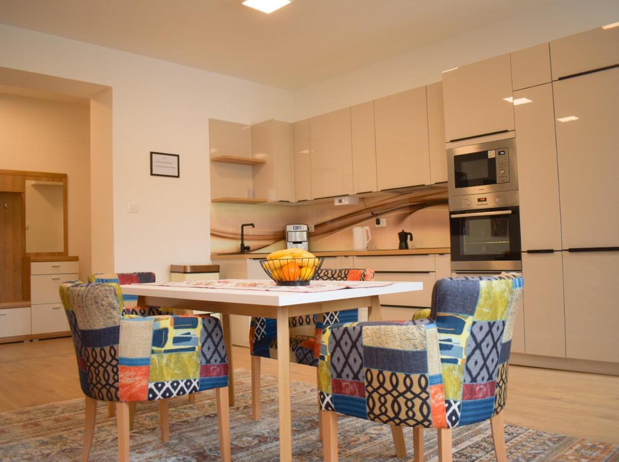 Apartment Anna Rijeka Exteriör bild